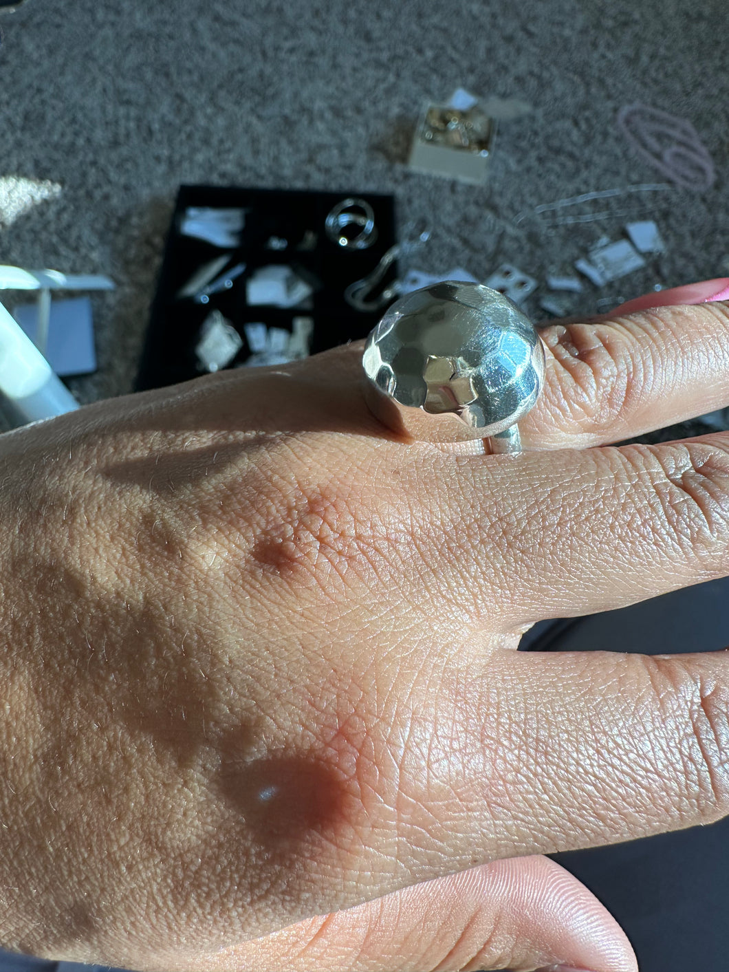 Anillo de bola grande
